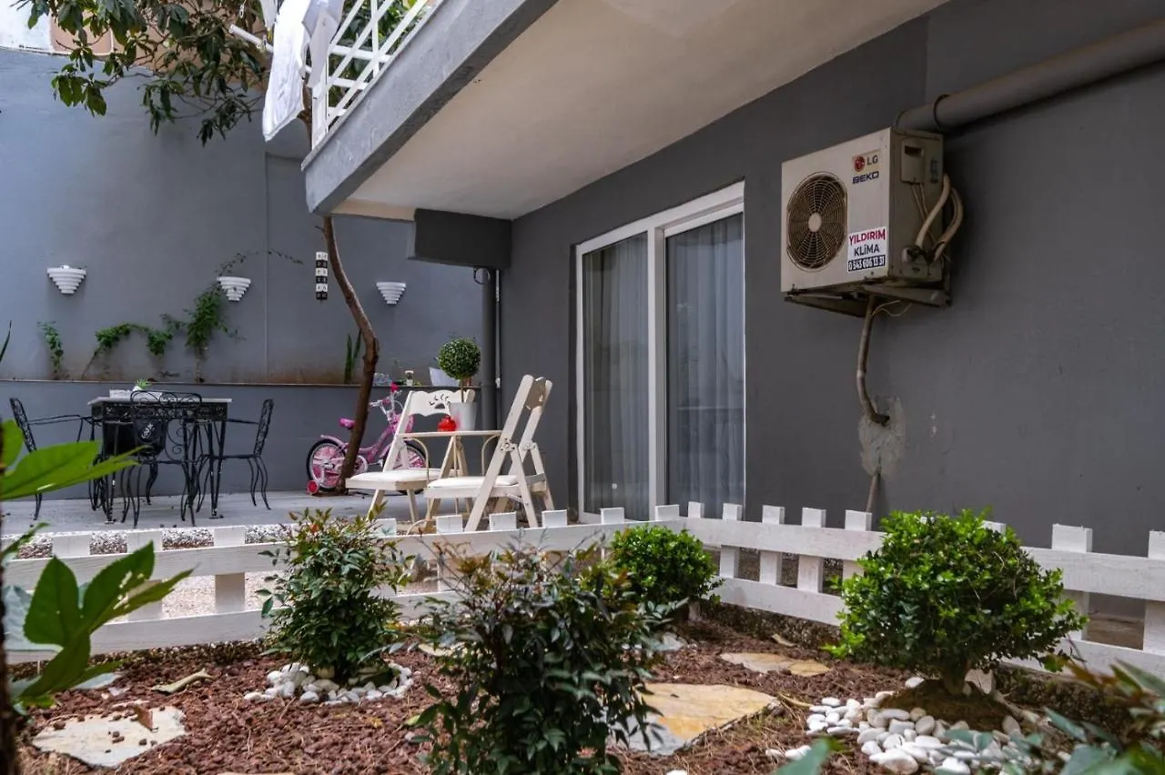 Maria House Apart Apartamento Antalya Turquía